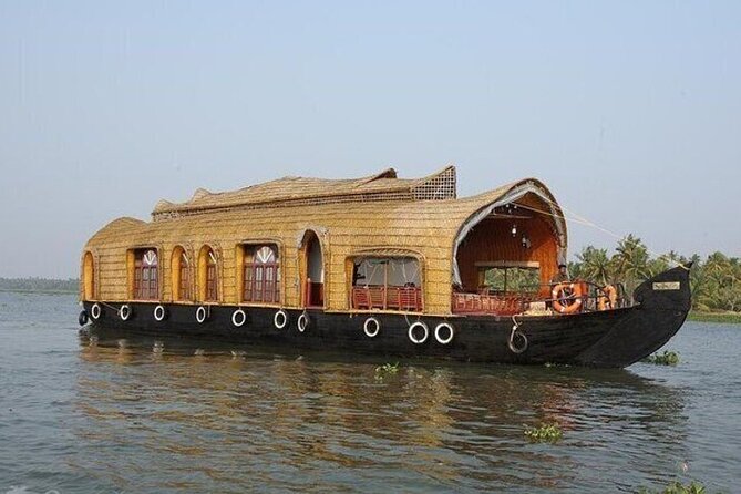3 Nights Private Tour with Exclusive Houseboat- Sanguine Holidays - Price and value: what $271.32 per person really covers