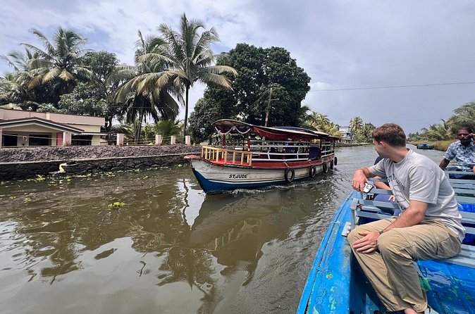 6hrs Alleppey Houseboat Tour-Serene Canals, Local Life & Food. - Muttel Palam and Muttel Thod: Where Lunch Transitions Into Canal Wandering
