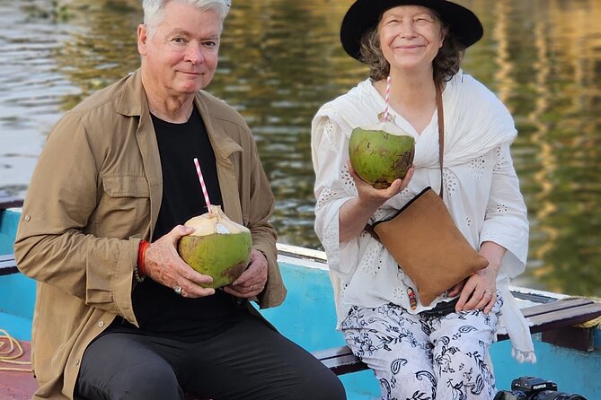 Alasr Lakeview Cruise /Hourly Trips to Backwater of Alleppey - Azhikkal canals and village life: the part that feels real