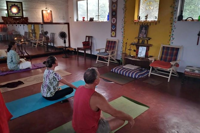 Ayurveda Abhyanga + Indian Champi - A 60-Minute Abhyanga Break in Kochi’s Traditional Setting