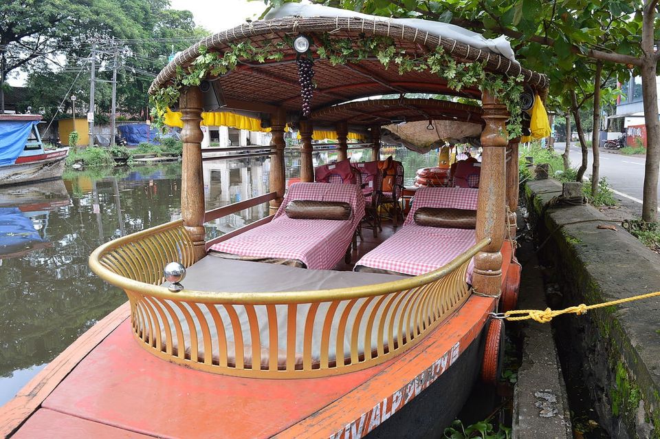 From Cochin Port: Backwater Cruise and Chinese Nets - Comfort Rules and Packing: What Keeps the Day Smooth