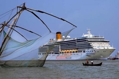 Kochi city Tour - A private guided tour in kochi with hotel up ! - Hotel Pickup and the Calm Start to Fort Kochi