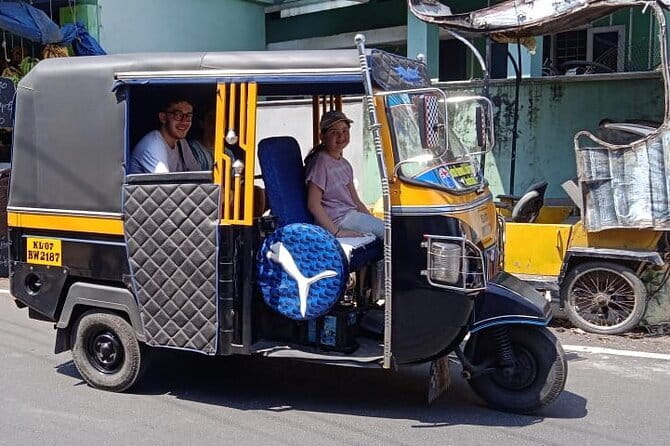 Kochi Exclusive Local Sightseeing Tuk-Tuk Tour - Mattancherry Palace (Dutch Palace): murals and royal portraits