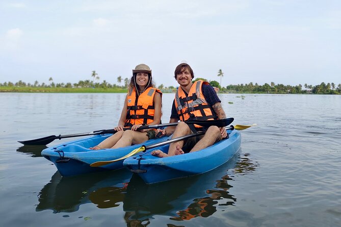 Kochi Kayaking Tour: Sunrise, Sunset & Floating Tea Break - How Long Is It, Really? The 2-Hour Pace That Works