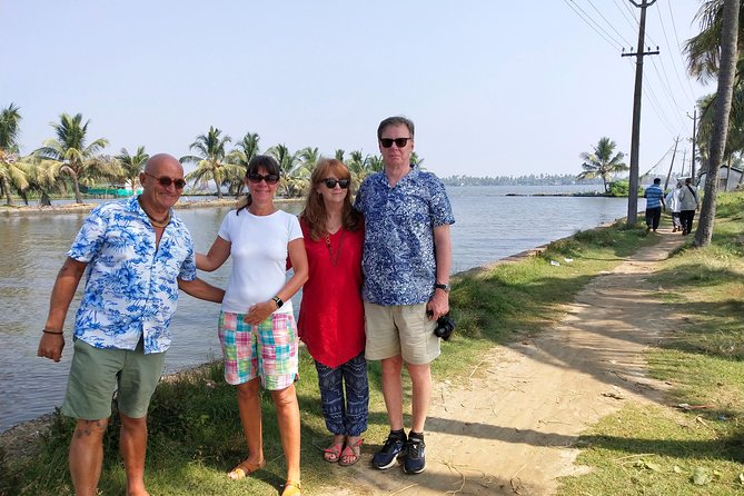 Kochi Village Life Experience tour - The Real Tour of Kochi ! - Fort Kochi spice markets and craft shop time