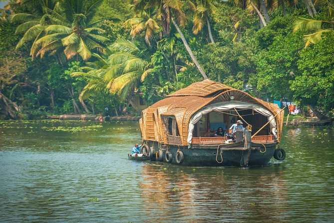 Private Overnight Alleppey Houseboat Cruise from Kochi - Quick hits (what makes this cruise worth your time)
